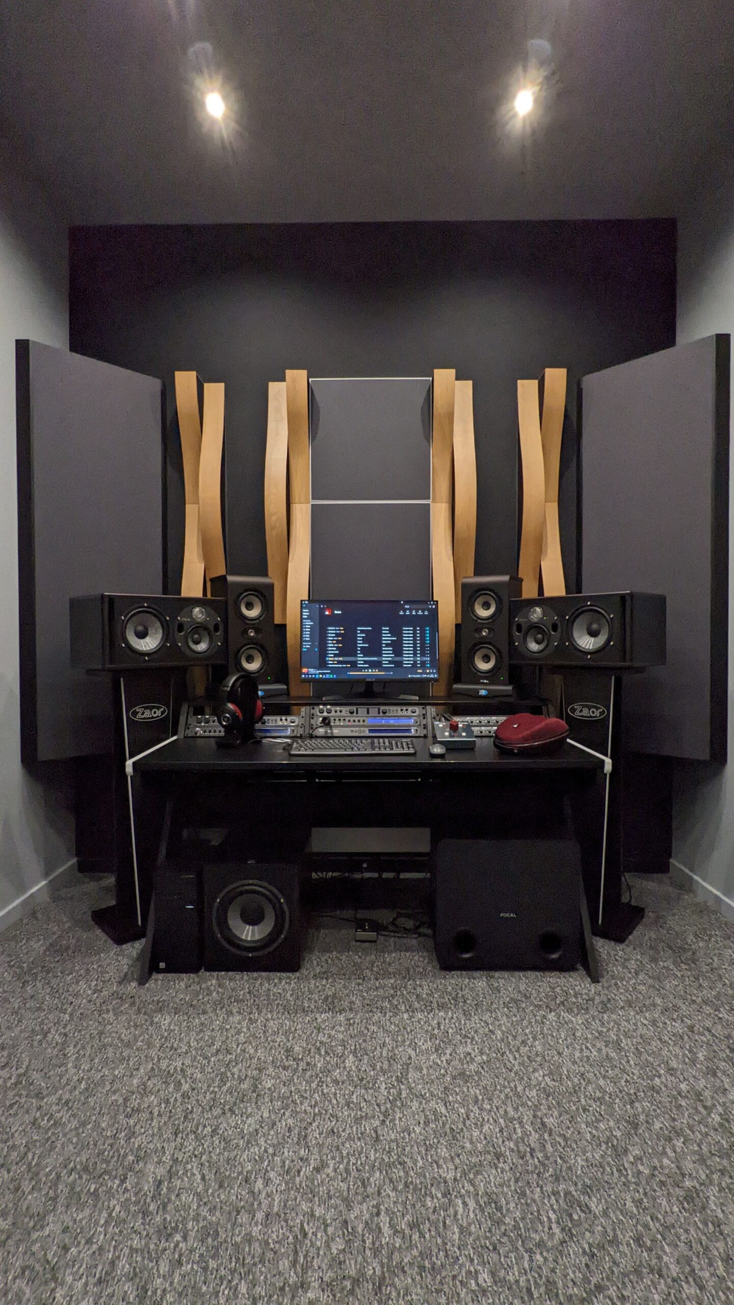 Focal Professional Showroom – Salon RnR – Warszawa Focal Professional Showroom – Salon RnR – Warszawa